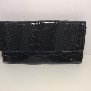 Baci Italy Clutch in Vegan Leather with detachable strap